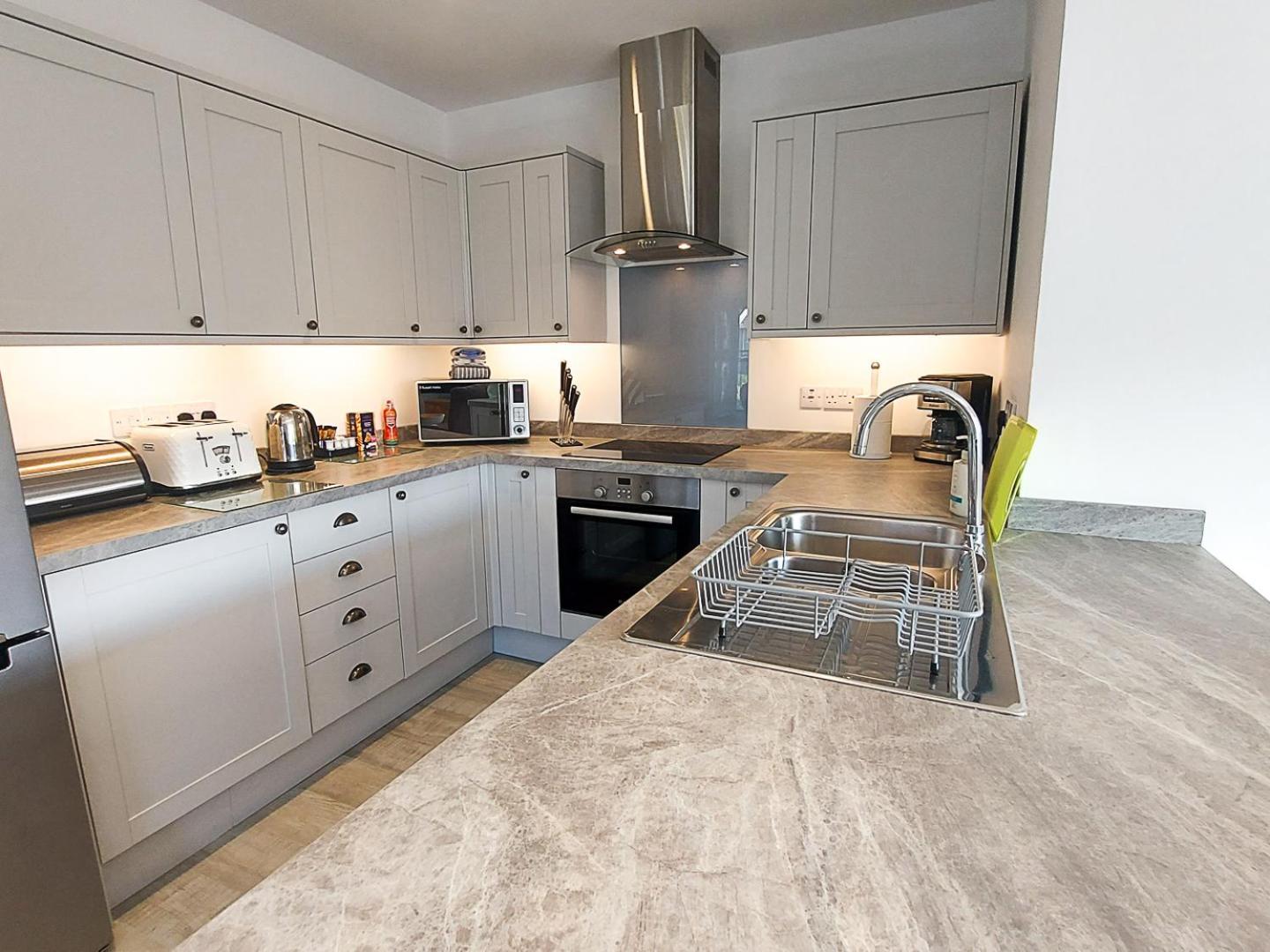 Meadow View Apartments New Quay Exteriör bild