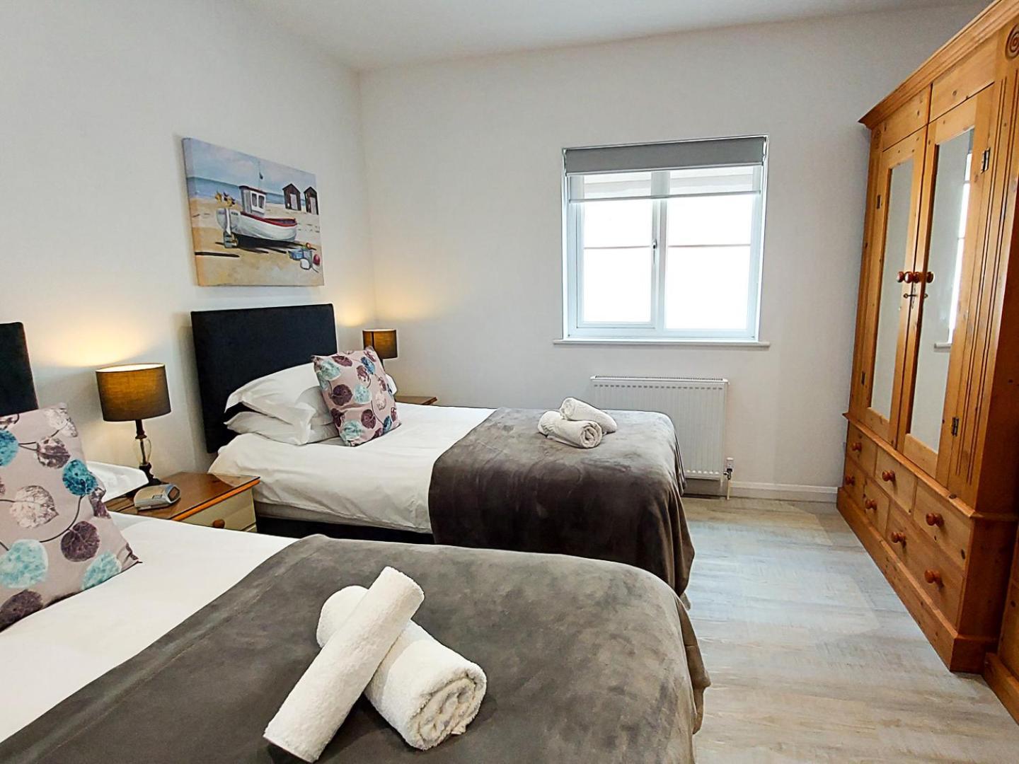 Meadow View Apartments New Quay Exteriör bild